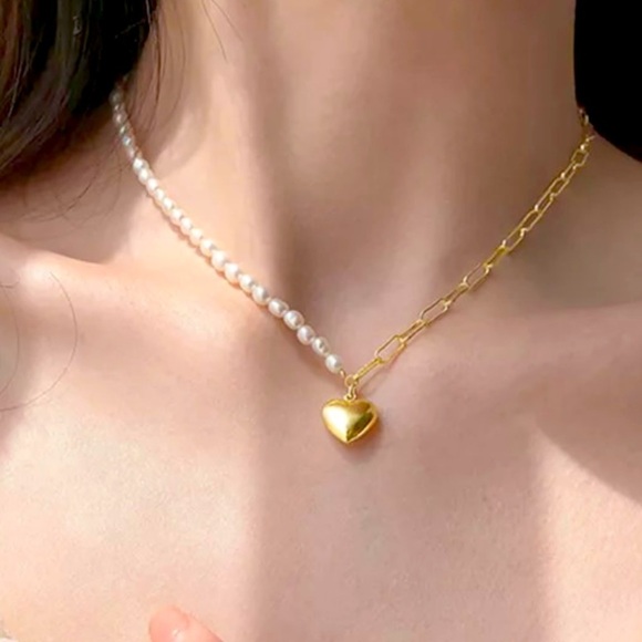 NEW 18K GOLD ELEGANT LOVE PEARL NECKLACE - Picture 1 of 6